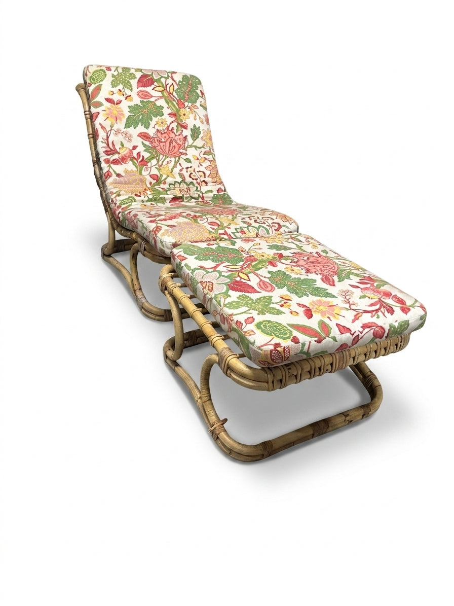 Mid-Century Rattan Chaise Longue with Footrest and Cushion | Vintage