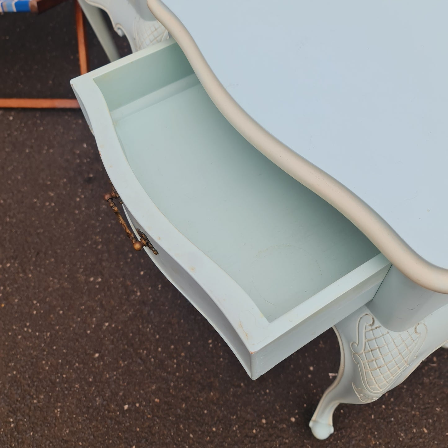 Bedside Tables Drawers with French Louis Style