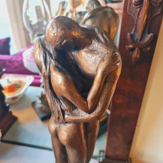 Statue of Lovers from Austin Products USA Klein