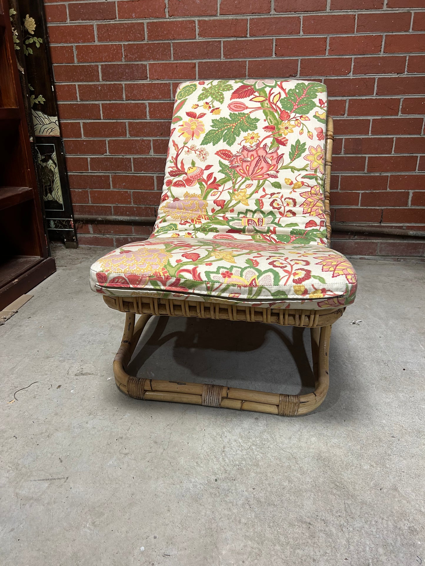 Mid-Century Rattan Chaise Longue with Footrest and Cushion | Vintage