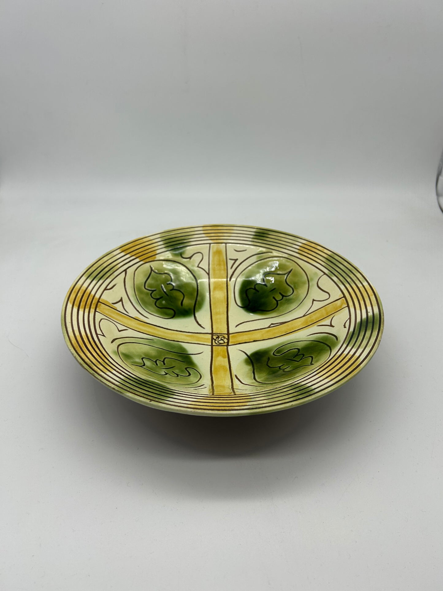 Decorative Plate – “Scraffitoware, 14th Century Larnuka Cyprus” Inscription (Modern Reproduction)