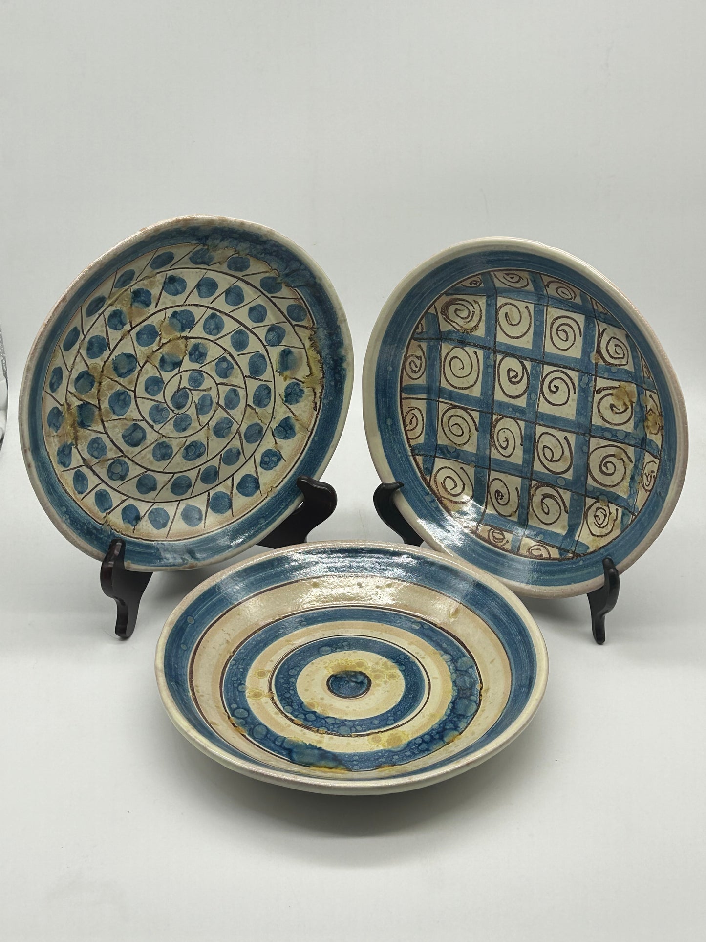 Set of 3 Hand‑Painted Alessi Ceramic Plates – Caltagirone, Italy