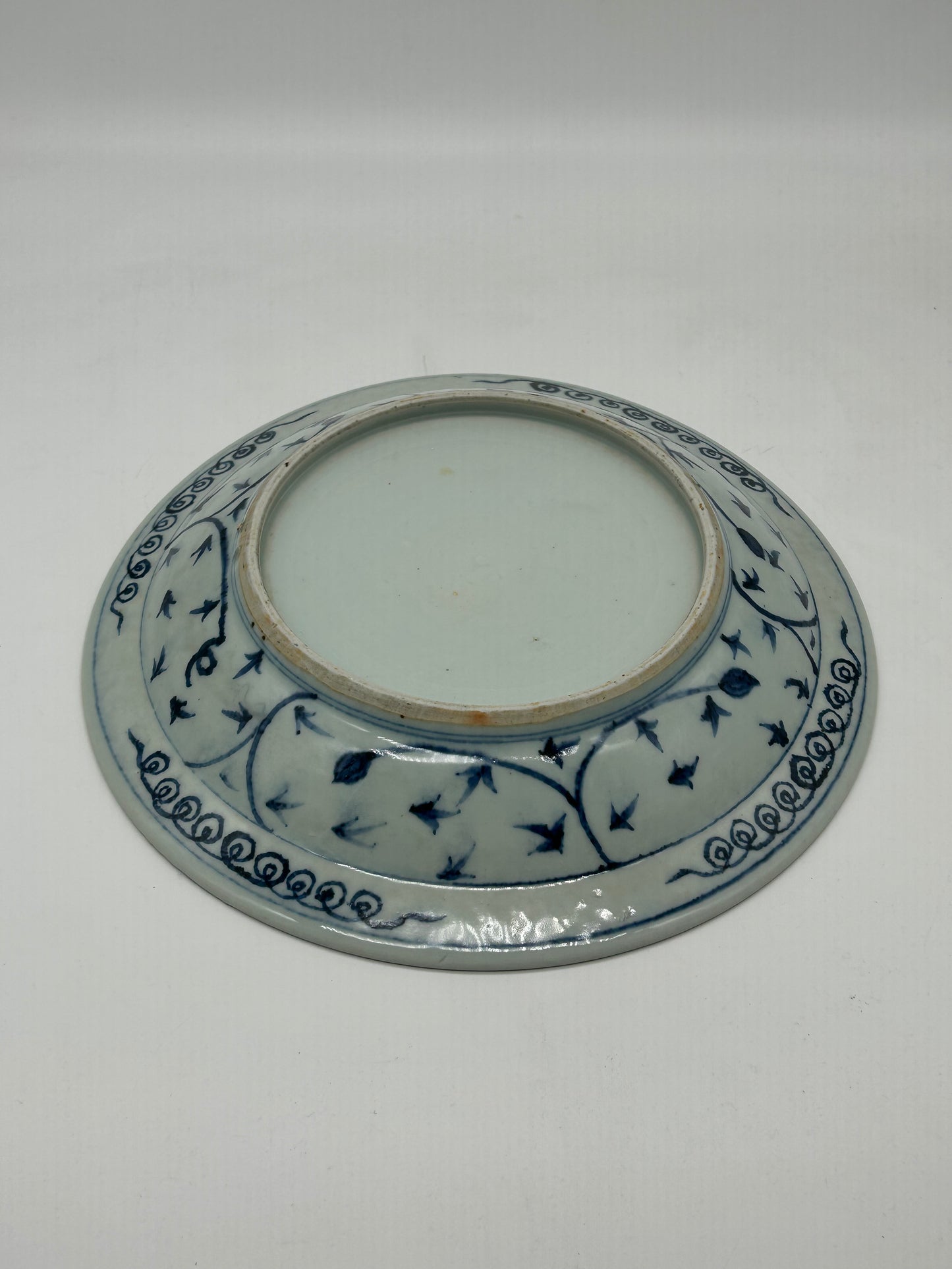 Blue and White Decorative Plate with Bird Motif – Unmarked