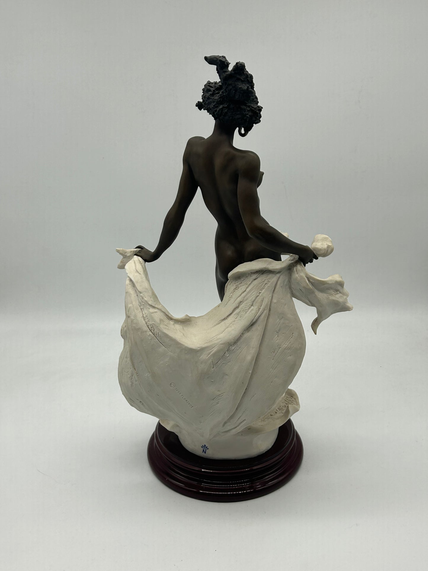 Giuseppe Armani “Florence” Figurine | 1996 Italian Sculpture, Original Base & Plaque