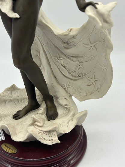 Giuseppe Armani “Florence” Figurine | 1996 Italian Sculpture, Original Base & Plaque