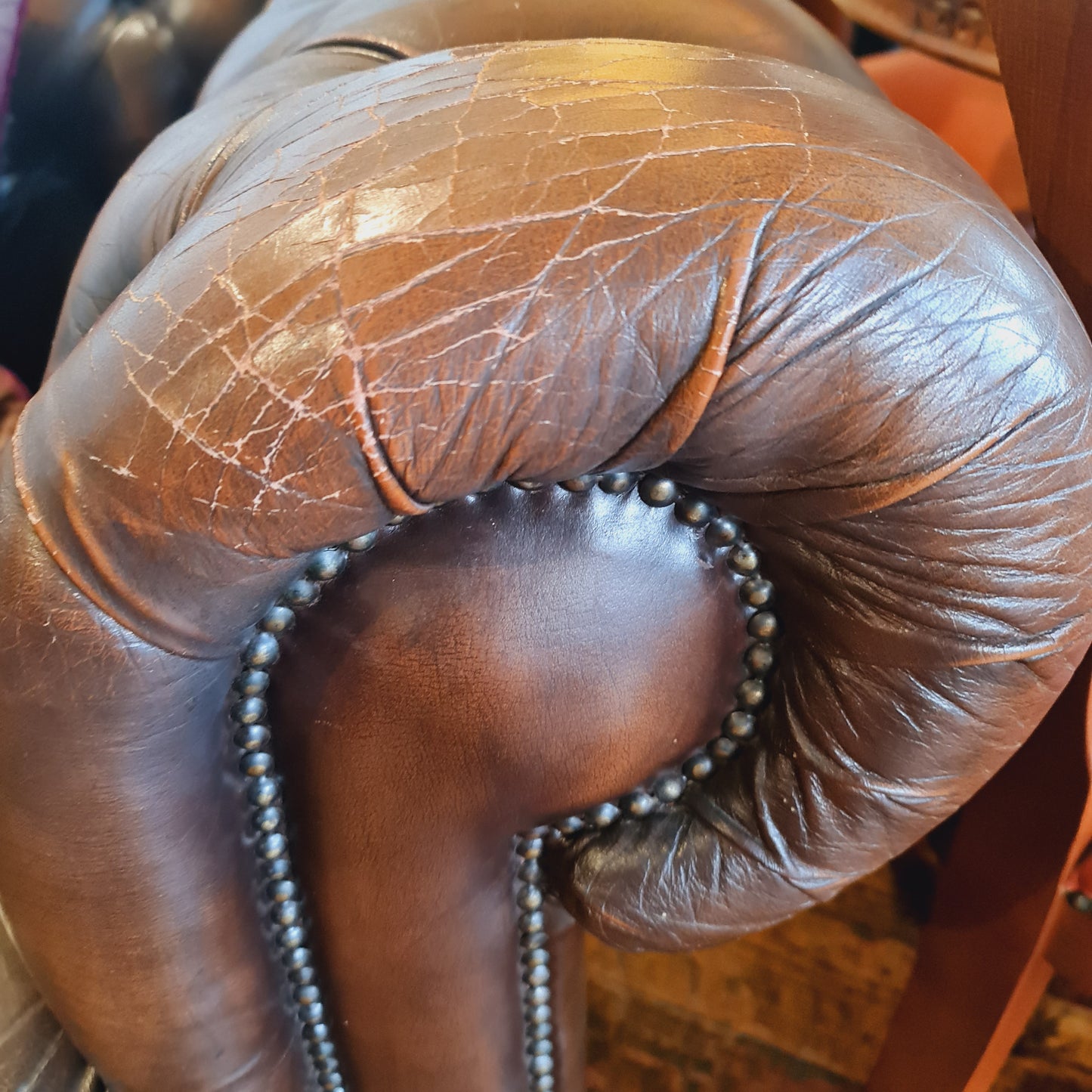 Leather Chesterfield Tub Armchair Buttoned Vintage Club