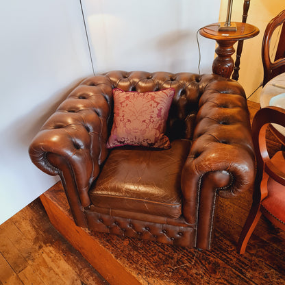Leather Chesterfield Tub Armchair Buttoned Vintage Club
