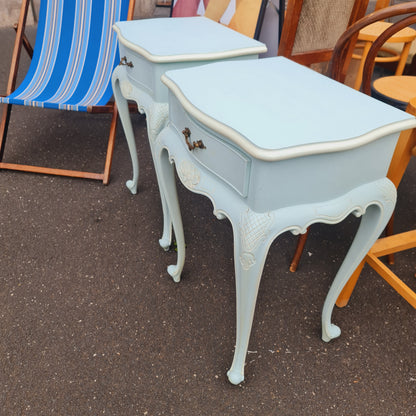 Bedside Tables Drawers with French Louis Style