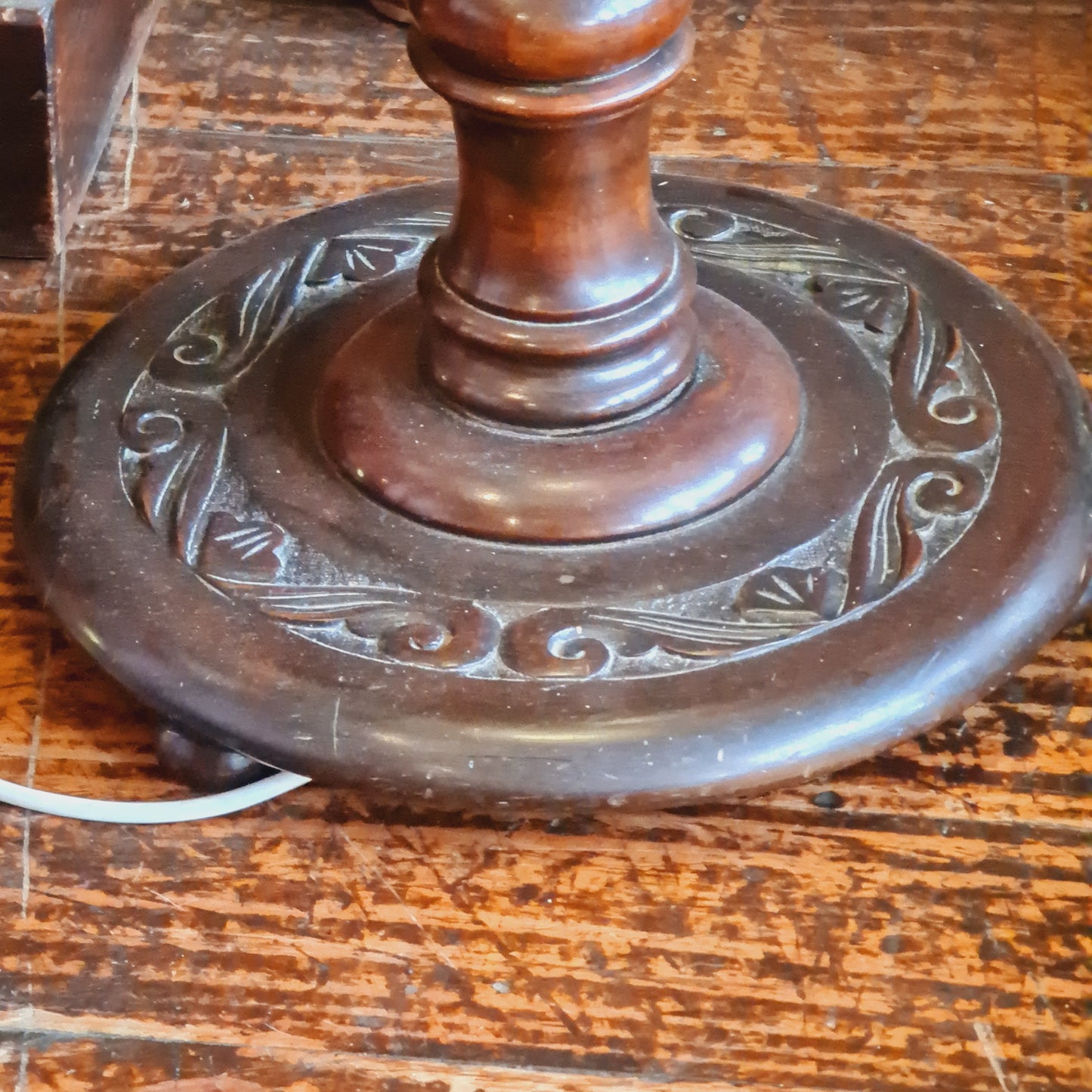 Standard or Standing Lamp Floor Lighting