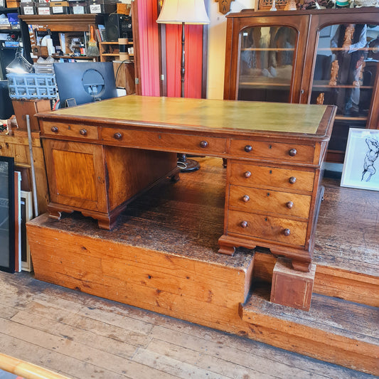 Antique Leather Top Partners Desk in Cedar