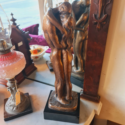 Statue of Lovers from Austin Products USA Klein
