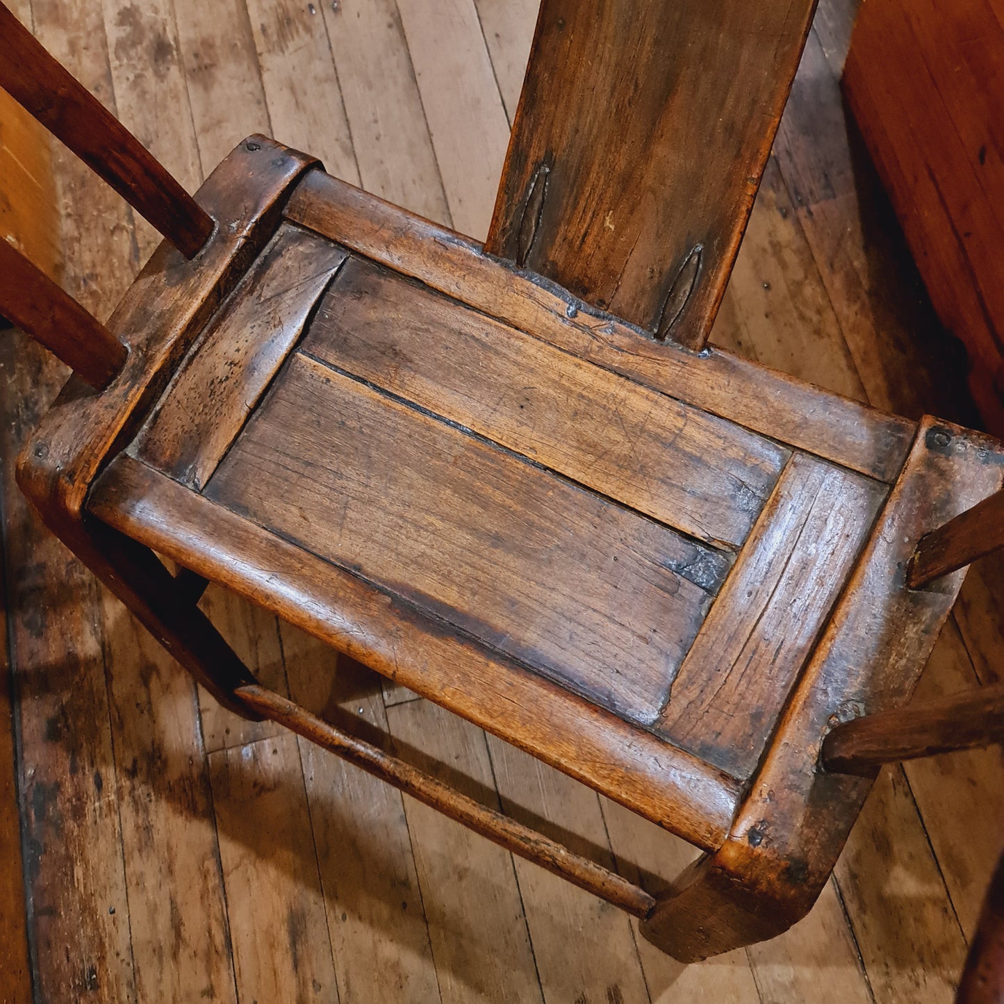 Chinese Armchair made from Elm | Qing Period