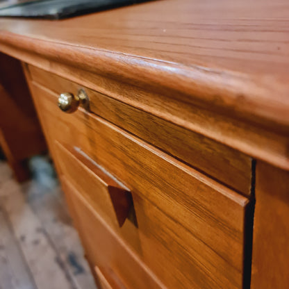 Modern Desk with Drawers