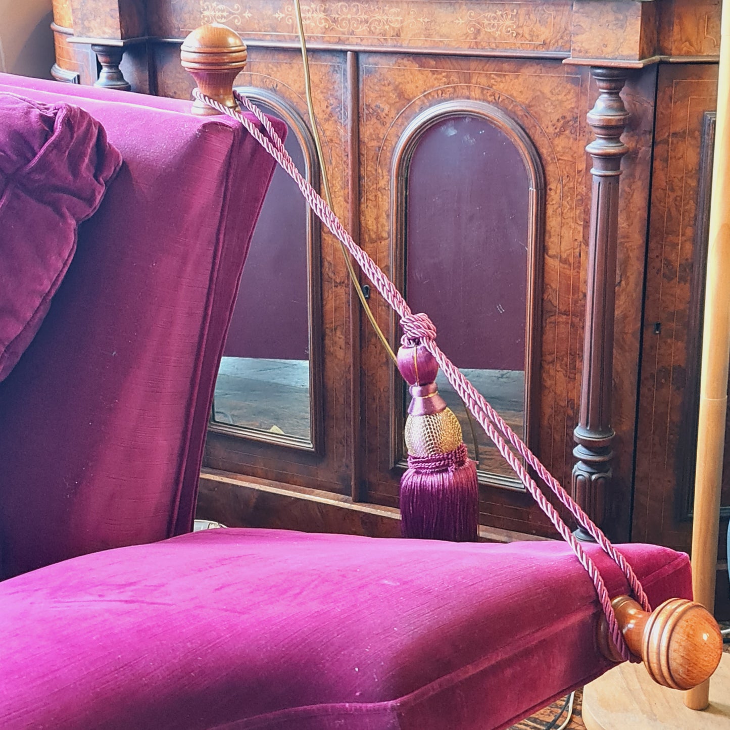 Couch or Sofa in the Knole Style with Feather Cushions Duresta England