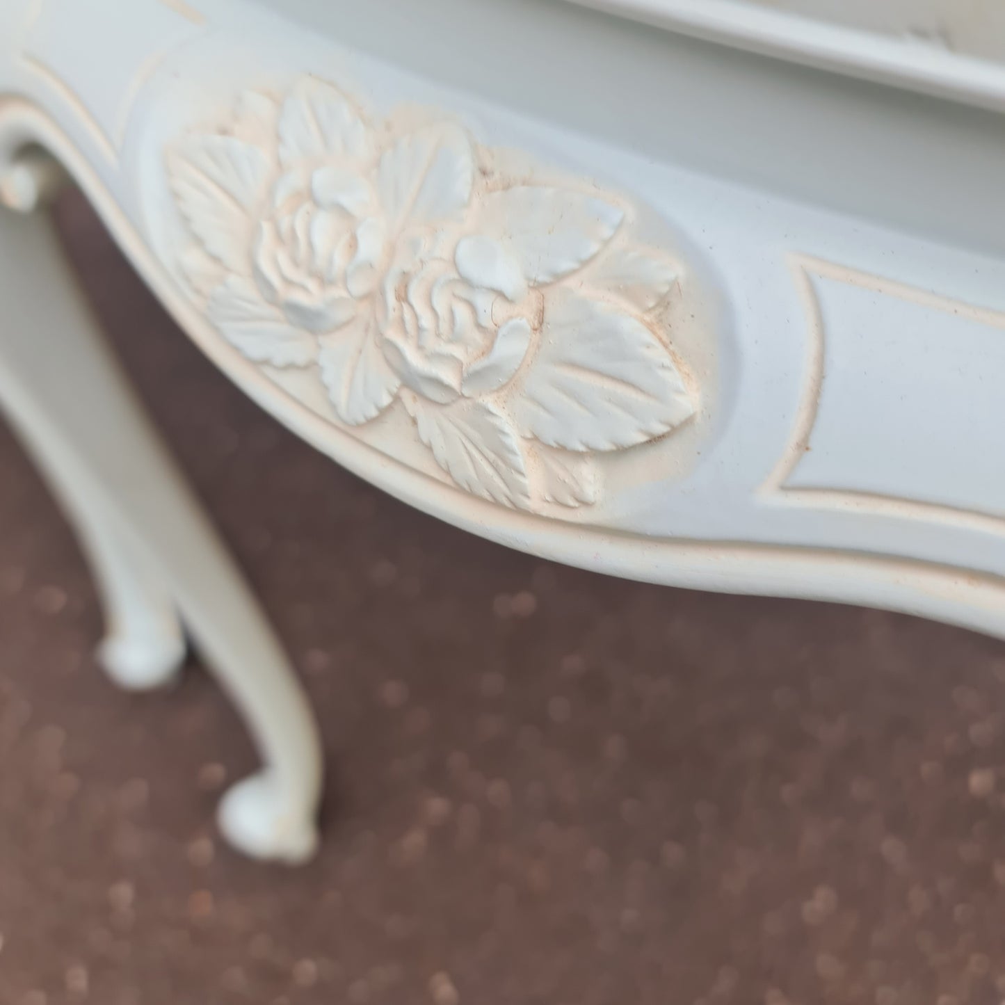 Bedside Tables Drawers with French Louis Style