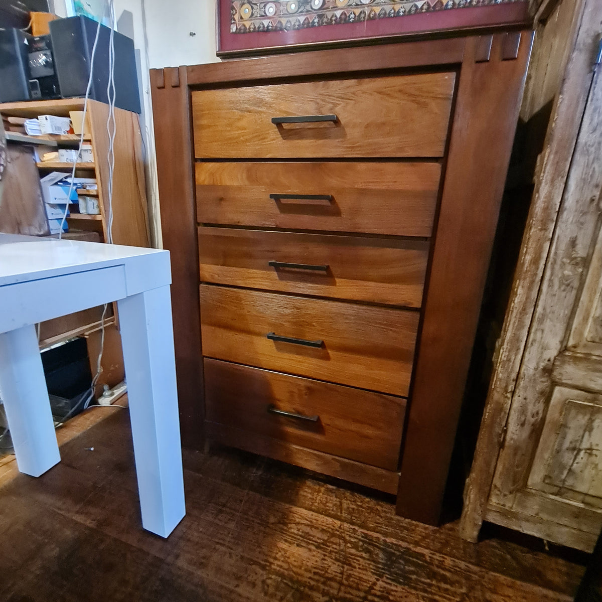 Modern Chest of Drawers in Solid Wood