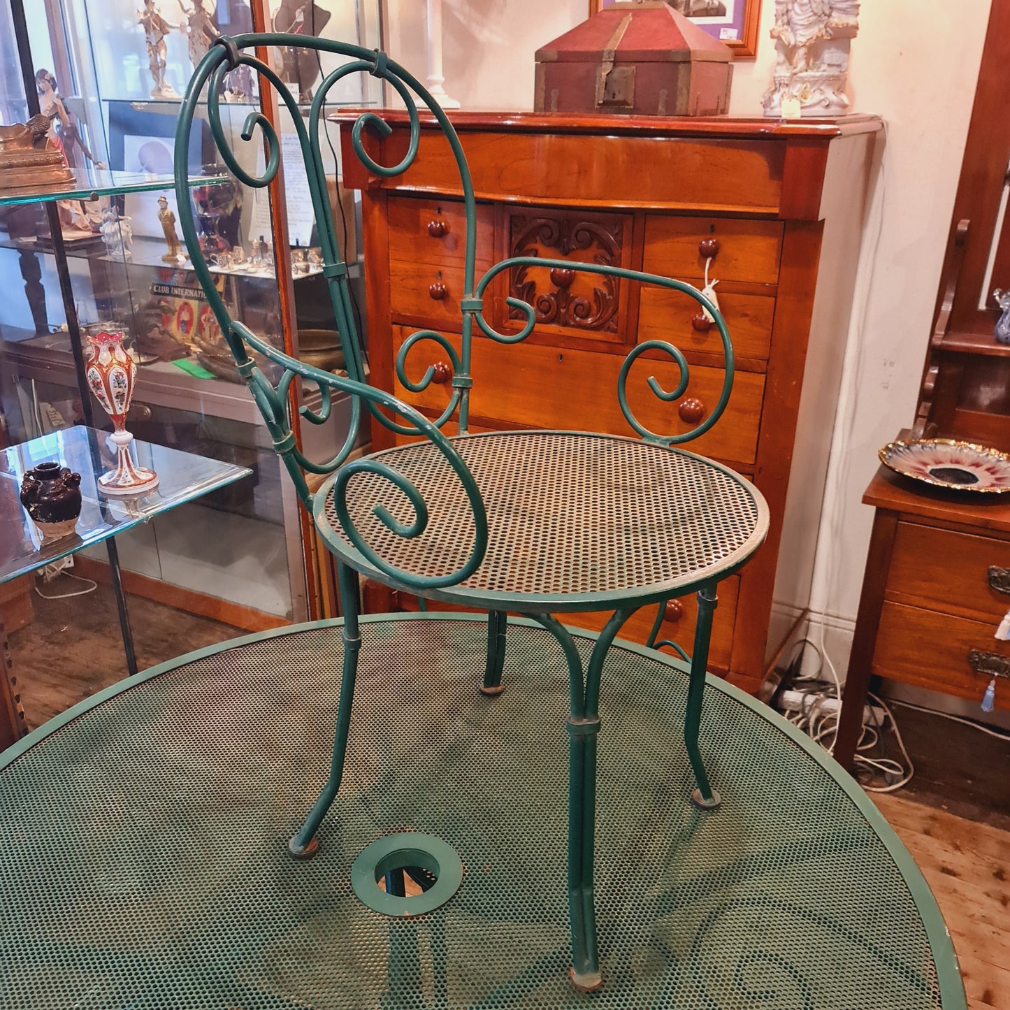 Garden Setting Round Table and Four Chairs Wrought Iron