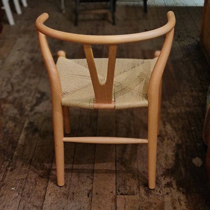 Replica of Hans Wegner 1949 Wishbone Chair