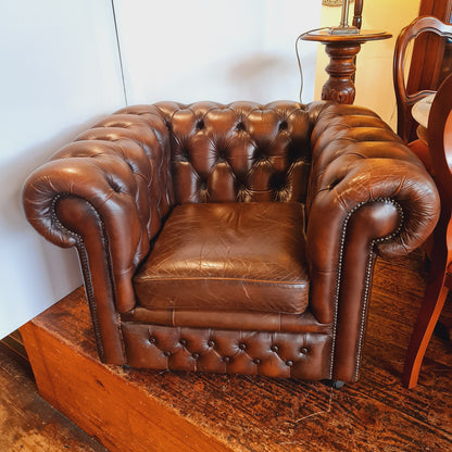 Leather Chesterfield Tub Armchair Buttoned Vintage Club