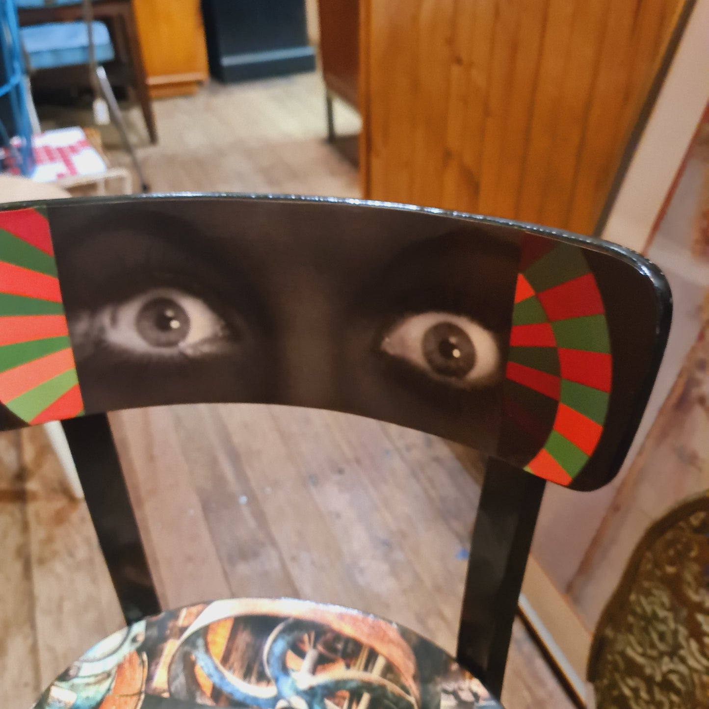 Art Design Chair by Geffrey Hales Metropolis