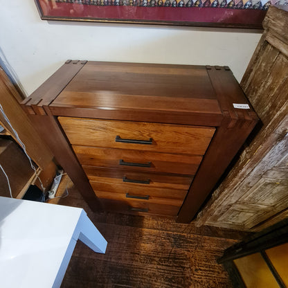 Modern Chest of Drawers in Solid Wood