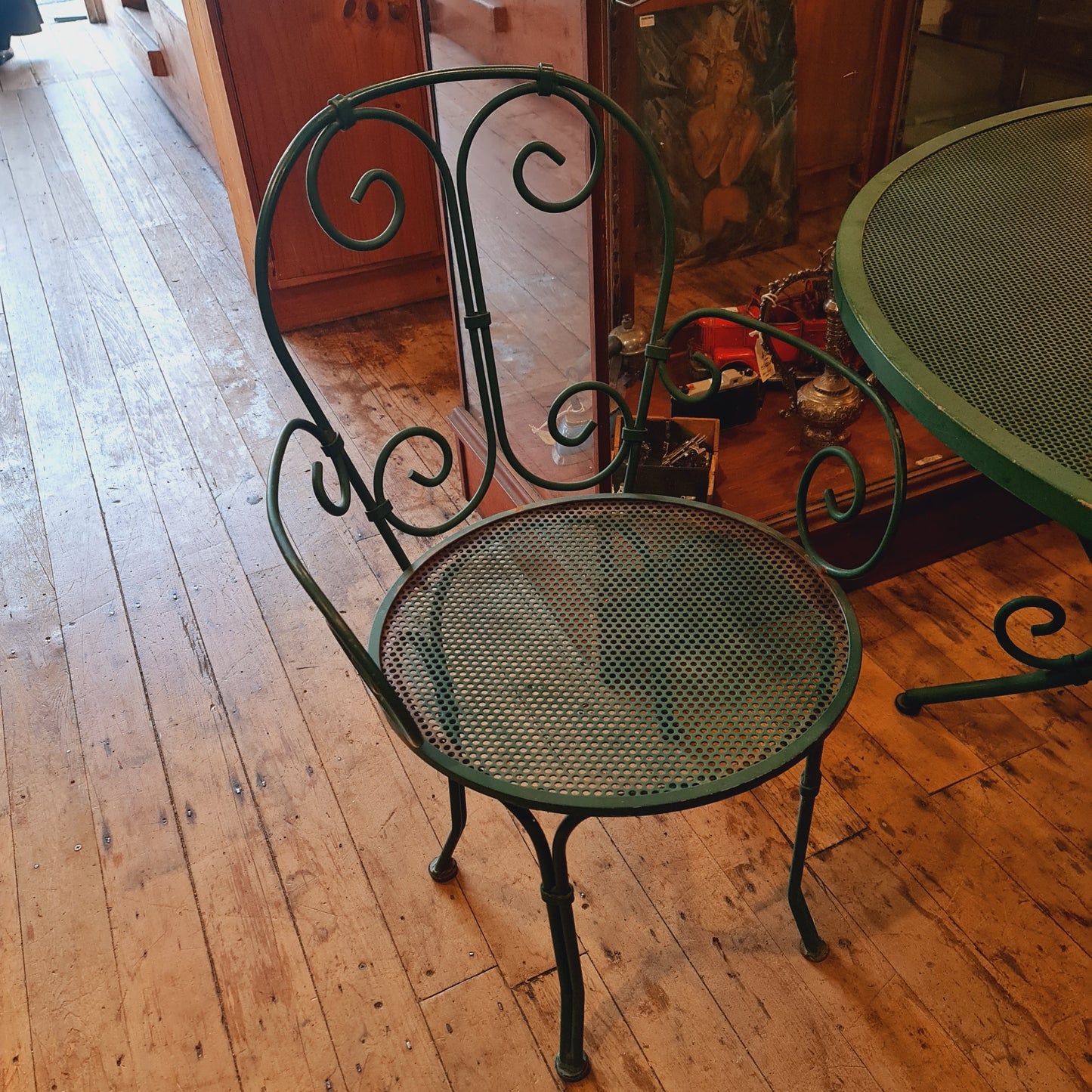 Garden Setting Round Table and Four Chairs Wrought Iron