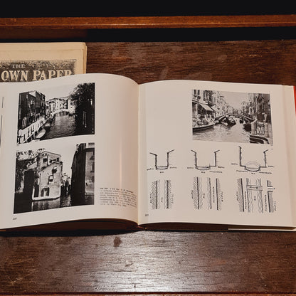 Civilta di Venezia Three Volumes in Italian