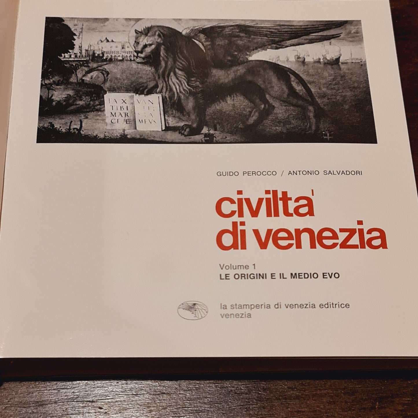 Civilta di Venezia Three Volumes in Italian