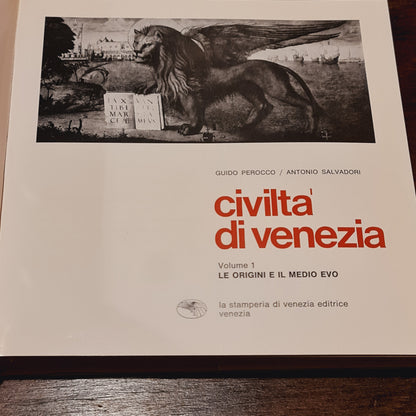 Civilta di Venezia Three Volumes in Italian