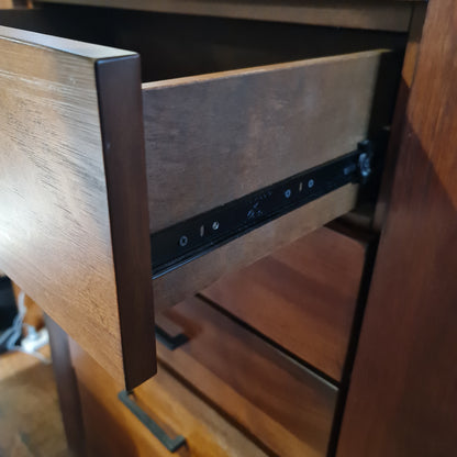 Modern Chest of Drawers in Solid Wood